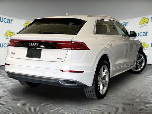 Used 2023 Audi Q8 Premium w/ Convenience Package AWD/4WD image 6