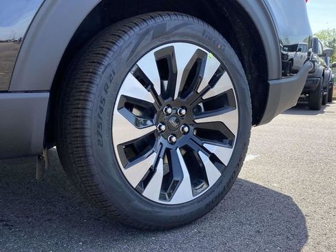 New 2026 Ford Explorer Platinum w/ LUX Leather Package AWD/4WD image 9