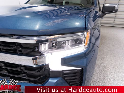Used 2024 Chevrolet Silverado 1500 LT RWD image 8