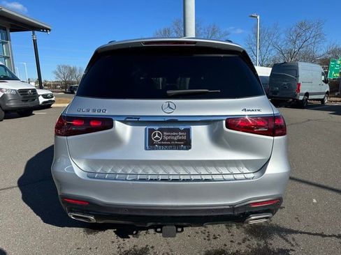 Used 2026 Mercedes-Benz GLS 580 4MATIC image 6
