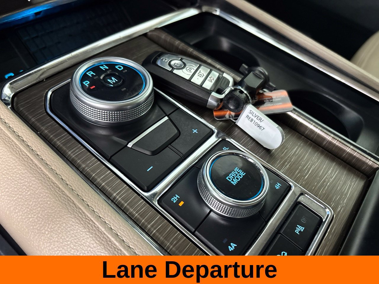 Used 2024 Ford Expedition Limited AWD/4WD image 22