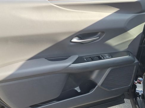 Used 2025 Lexus UX 300h AWD image 11