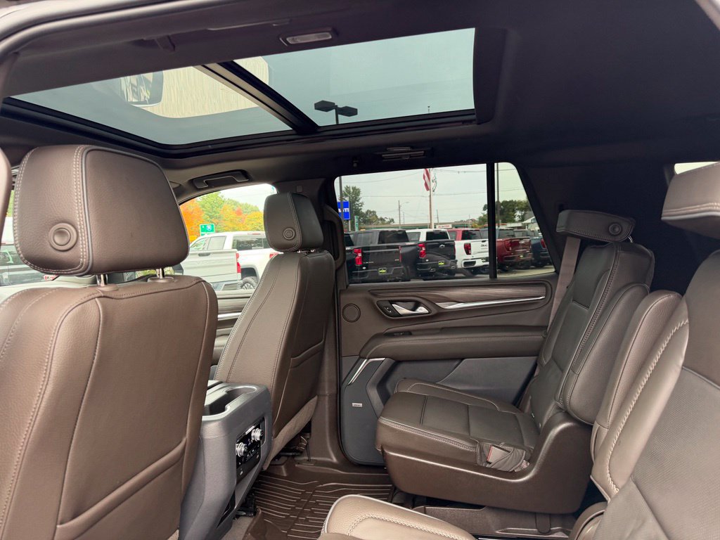 Used 2021 GMC Yukon Denali AWD/4WD image 13