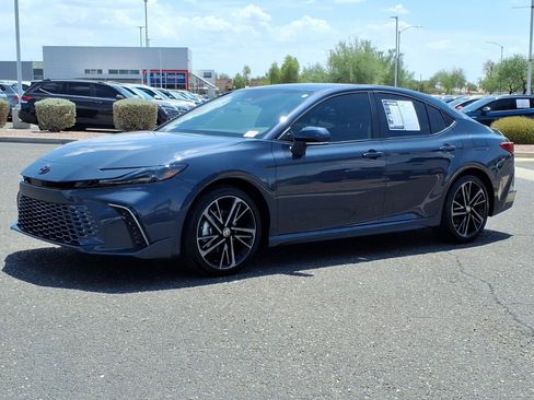 Used 2026 Toyota Camry XSE FWD image 3
