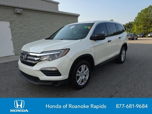 Used 2018 Honda Pilot LX image 1