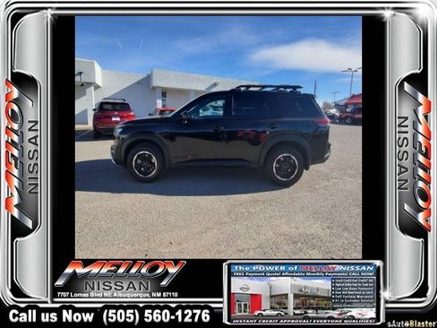 Used 2023 Nissan Pathfinder Rock Creek image 2