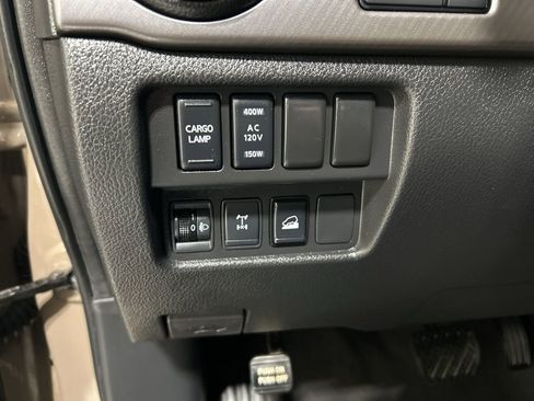 Used 2021 Nissan Titan PRO-4X w/ Pro-4x Convenience Package image 12