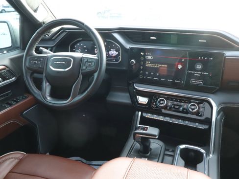 Certified 2024 GMC Sierra 1500 Denali Ultimate image 10