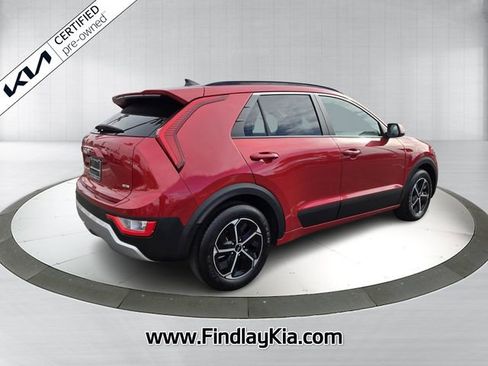 Certified 2024 Kia Niro LX image 6