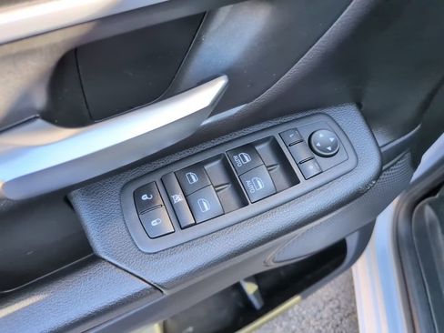 Used 2023 RAM 1500 Big Horn AWD/4WD image 26
