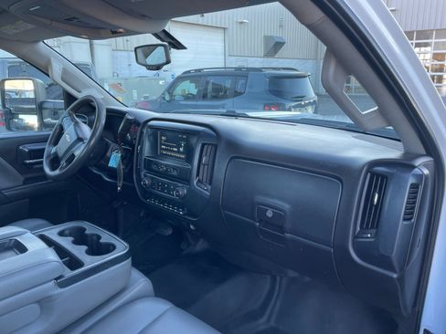 Used 2018 Chevrolet Silverado 3500 W/T w/ WT Convenience Package image 15