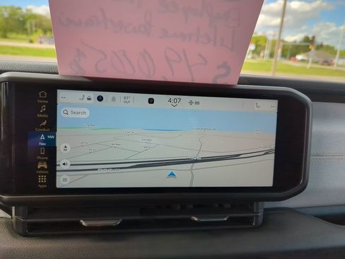 New 2025 Jeep Gladiator Sport image 17