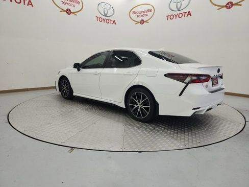 Certified 2024 Toyota Camry SE w/ Convenience Package image 6