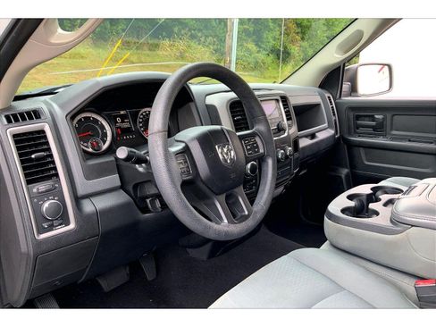 Used 2016 RAM 1500 Tradesman w/ Popular Equipment Group AWD/4WD image 12