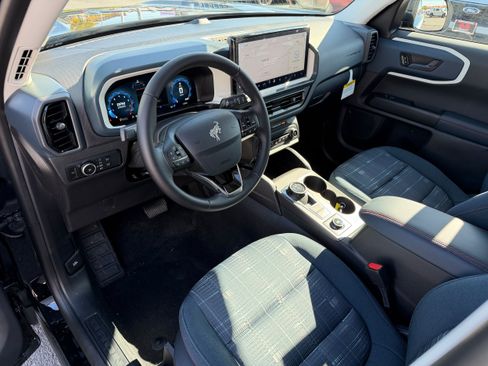New 2025 Ford Bronco Sport Heritage w/ Convenience Package AWD/4WD image 10