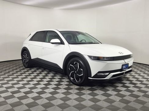 Certified 2024 Hyundai Ioniq 5 SEL image 7