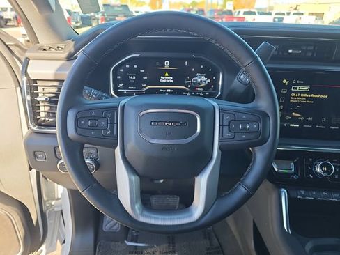 Used 2025 GMC Sierra 2500 Denali AWD/4WD image 22