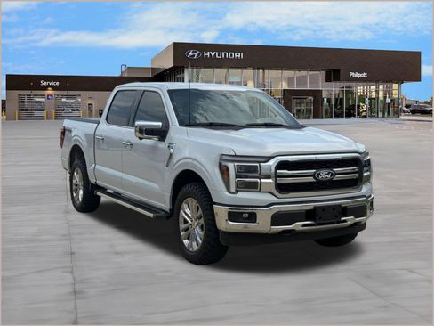 Used 2025 Ford F150 Lariat w/ Equipment Group 501A Mid AWD/4WD image 7