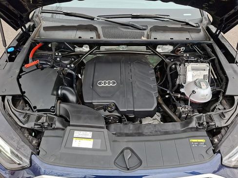 Used 2023 Audi Q5 2.0T Premium w/ Convenience Package image 26