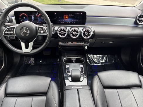 Used 2019 Mercedes-Benz A 220 w/ Premium Package image 9