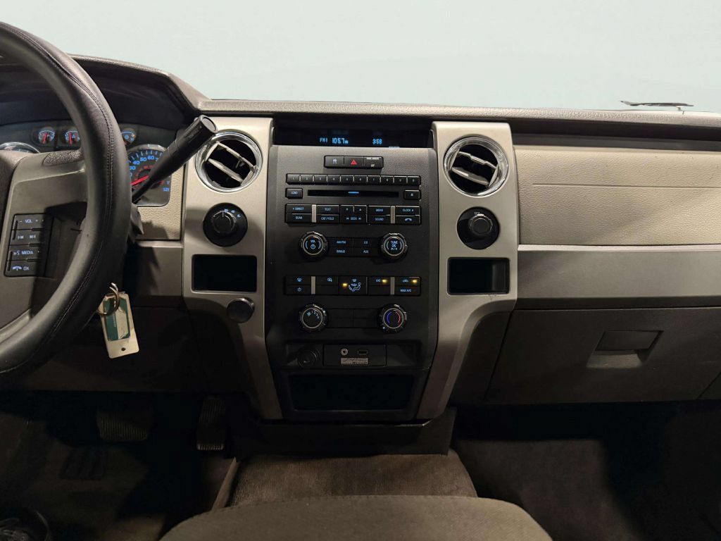 Used 2010 Ford F150 XLT AWD/4WD image 29