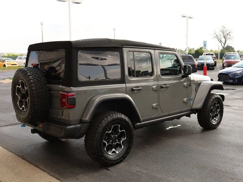 Used 2023 Jeep Wrangler Unlimited Rubicon 4xe w/ Cold Weather Group AWD/4WD image 5