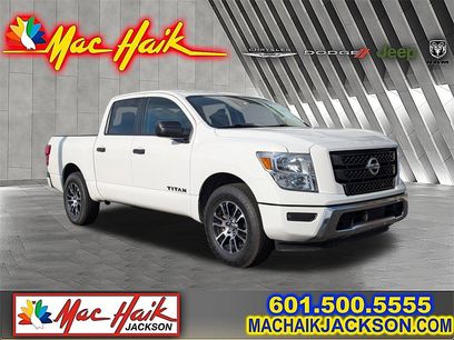 Used 2022 Nissan Titan SV