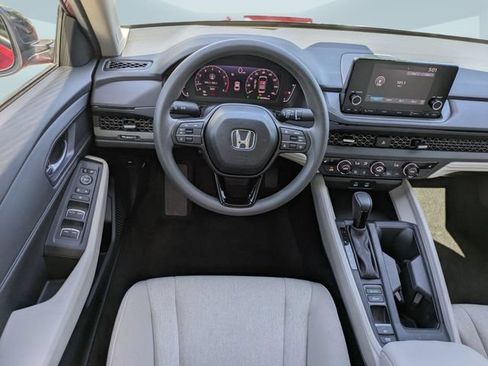 Certified 2025 Honda Accord SE image 16