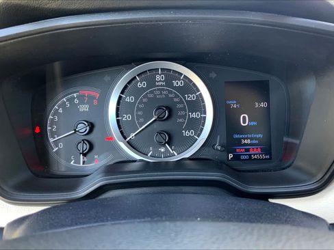 Used 2022 Toyota Corolla LE image 25