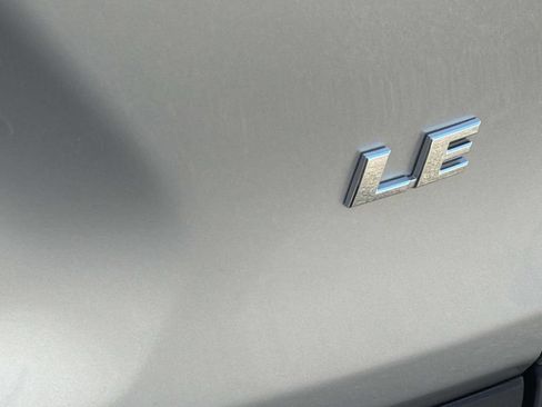 Certified 2025 Toyota RAV4 LE FWD image 7