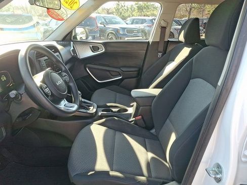 Certified 2023 Kia Soul LX w/ Option Group 015 image 15