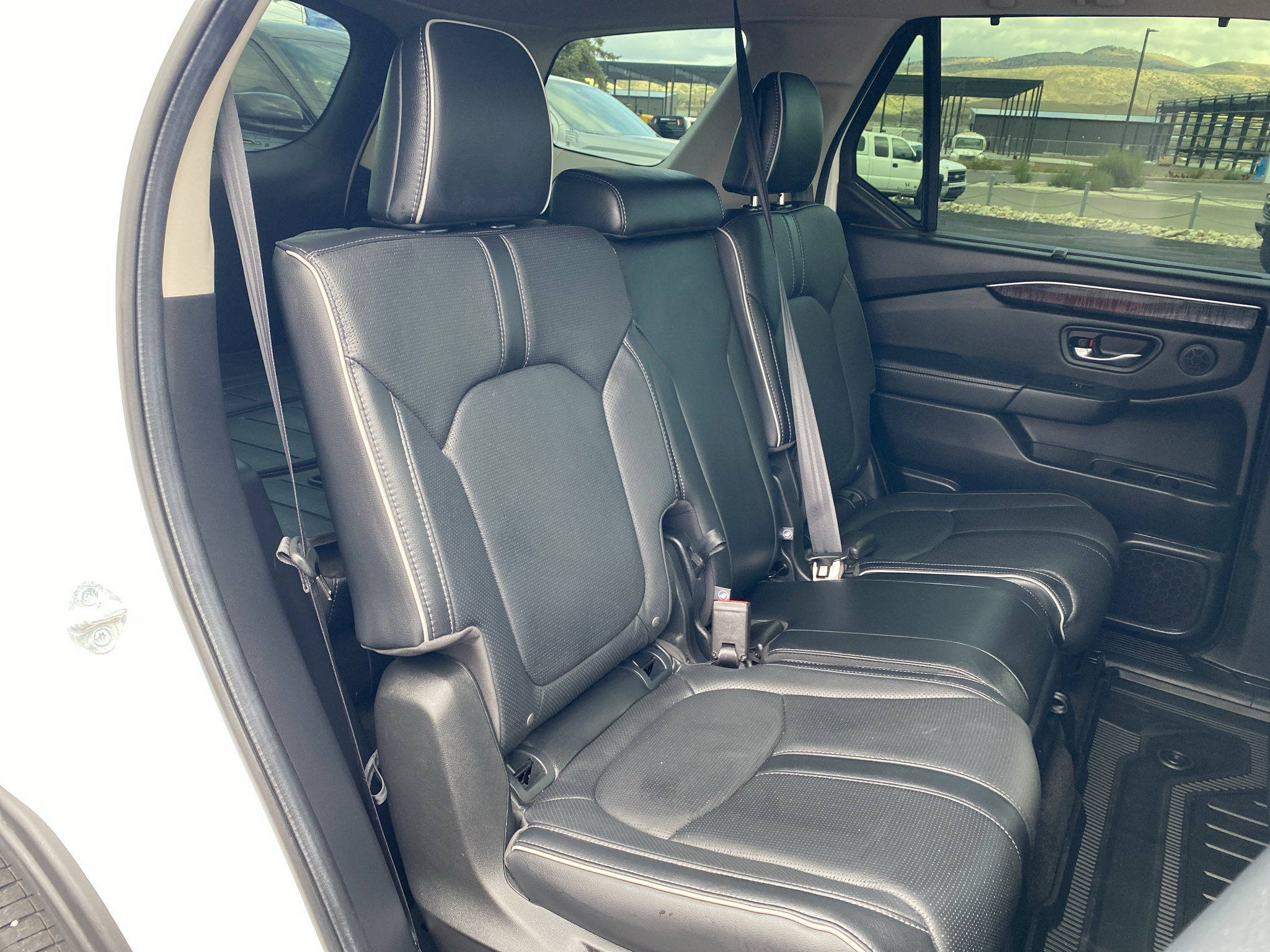 Used 2024 Honda Pilot Elite image 6