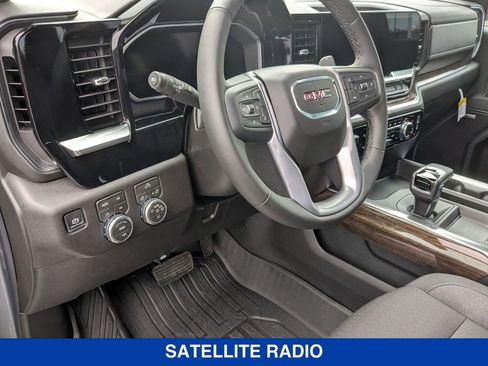 New 2026 GMC Sierra 1500 Elevation image 16