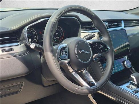 Used 2024 Jaguar F-PACE R-Dynamic S AWD/4WD image 3