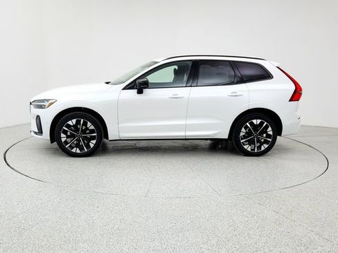 New 2026 Volvo XC60 B5 Plus w/ Climate Package PRO image 8