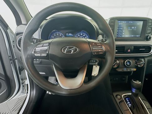 Used 2021 Hyundai Kona SE FWD image 15