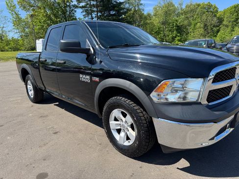 Used 2015 RAM 1500 ST w/ SXT Appearance Group AWD/4WD image 12