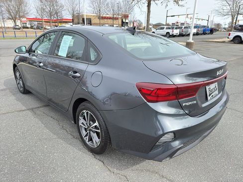 Used 2023 Kia Forte LXS image 5