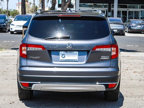 Used 2019 Honda Pilot Touring image 5