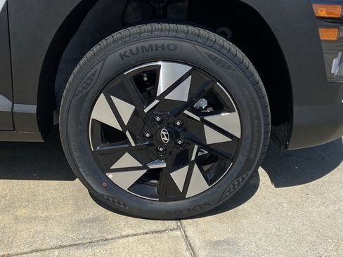 New 2025 Hyundai Kona SEL image 30