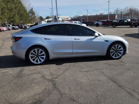 Used 2018 Tesla Model 3 Long Range image 17