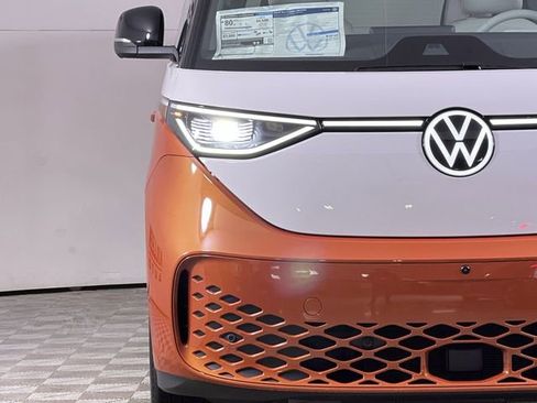 New 2025 Volkswagen ID. Buzz 1st Edition image 42