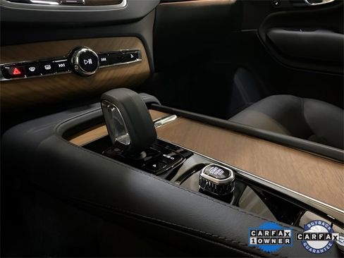 Used 2025 Volvo XC90 B6 Plus image 46
