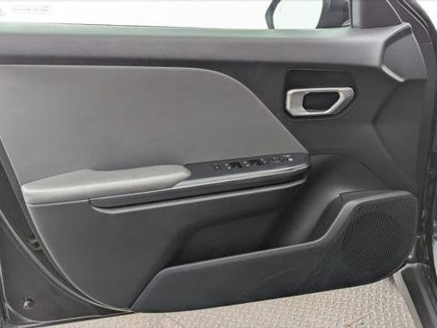 Used 2025 Kia K4 FWD image 13