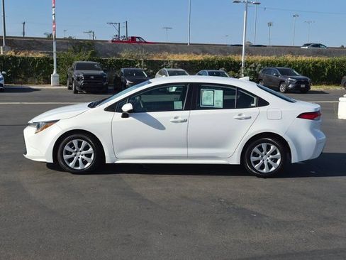 Used 2024 Toyota Corolla LE FWD image 12