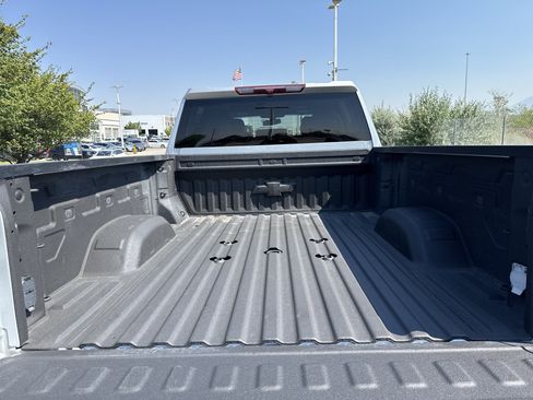 Used 2021 Chevrolet Silverado 3500 LTZ AWD/4WD image 25