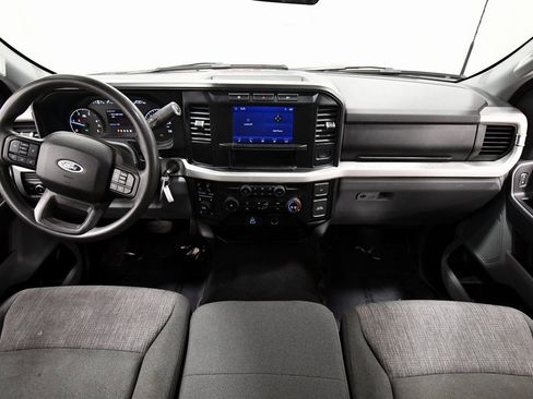 Used 2024 Ford F250 XLT image 3