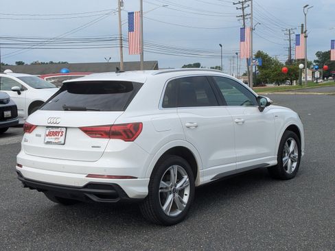 Used 2023 Audi Q3 2.0T Premium AWD/4WD image 9