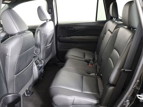 Used 2023 Honda Passport EX-L image 37