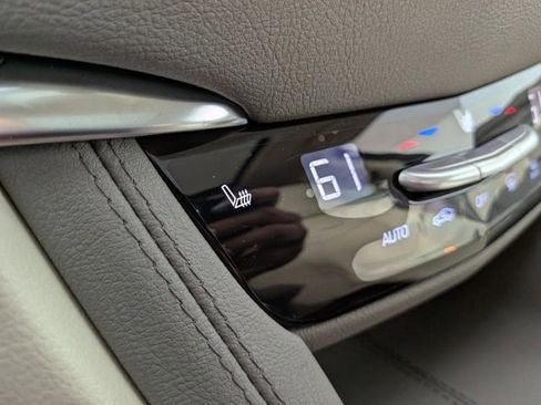 New 2025 Cadillac XT5 Premium Luxury w/ LPO, Floor Liner Package image 11